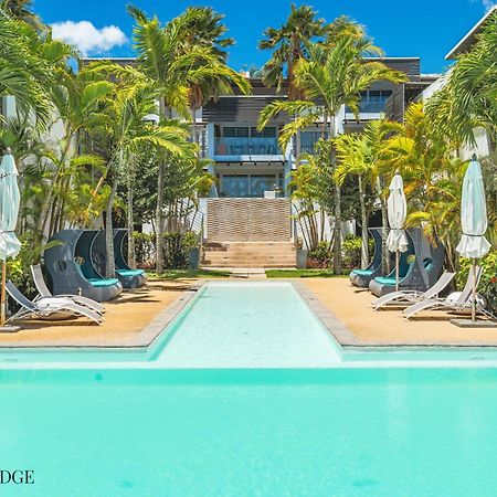 Kanope Bay - Holiday Beachfront Apartments Pointe aux Biches Exteriör bild