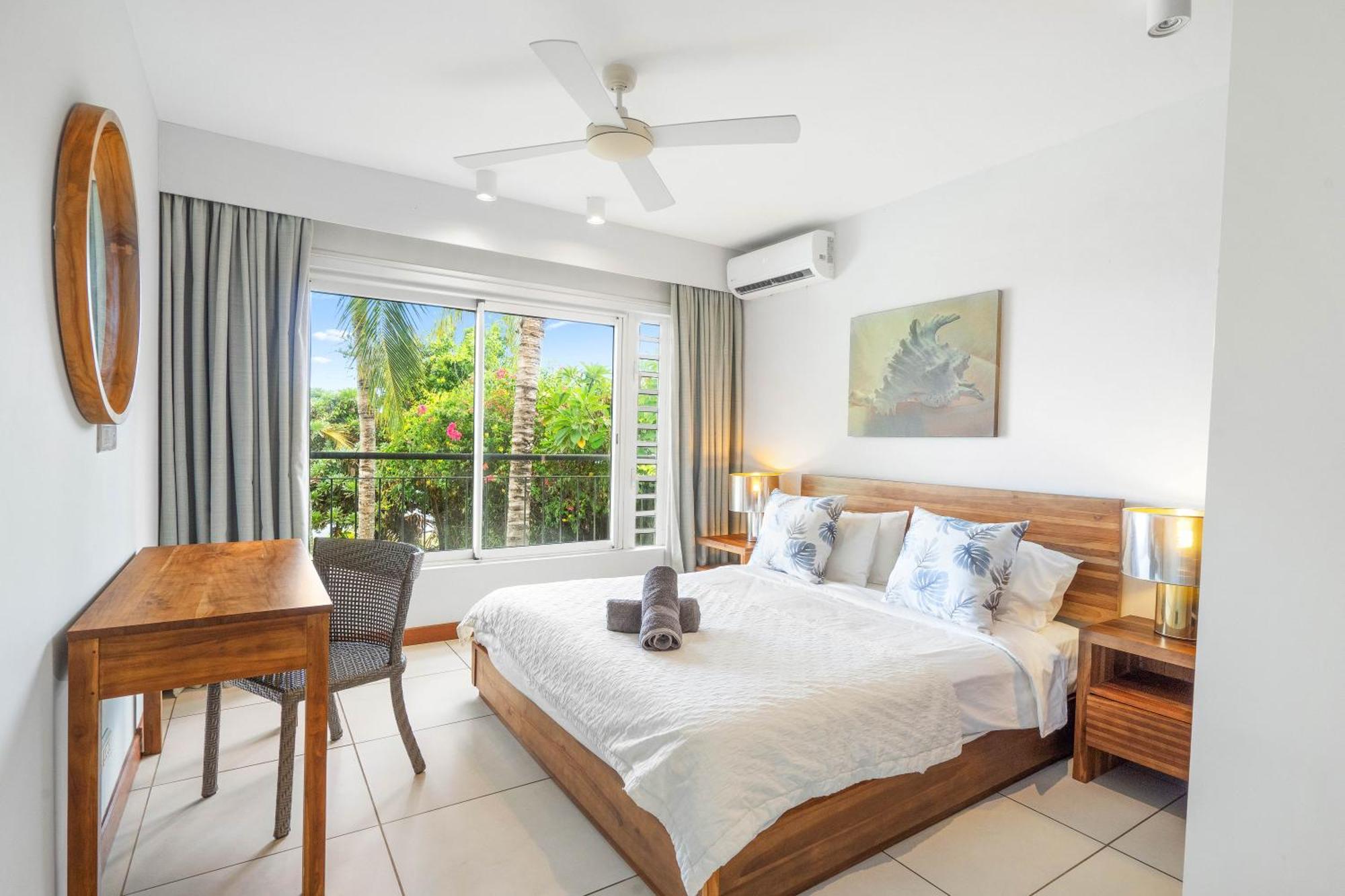 Kanope Bay - Holiday Beachfront Apartments Pointe aux Biches Exteriör bild